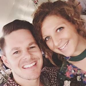 Meet your Posher, Arielle